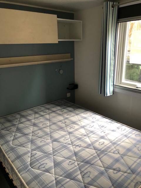 Chambre parentale du mobil home neuf IRM Super Titania 3 chambres
