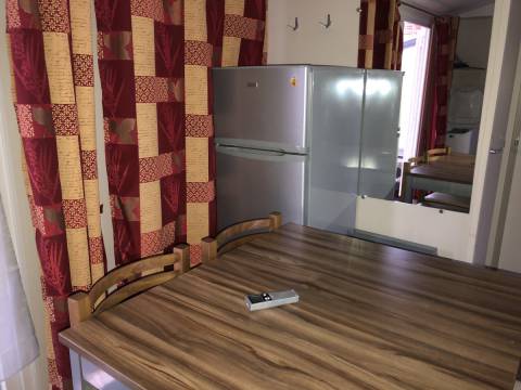 Réfrigérateur du mobil home d'occasion IRM MARINA 2012