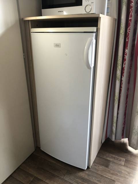 Frigo du mobil home d'occasion 3 chambres IRM Super Cordelia 2010