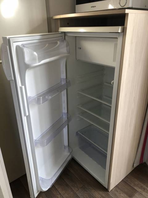 Frigo du mobil home d'occasion 3 chambres IRM Super Cordelia 2010