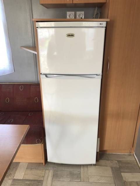 Réfrigérateur congélateur du mobil home d'occasion sur parcelle 2ch IRM Titania
