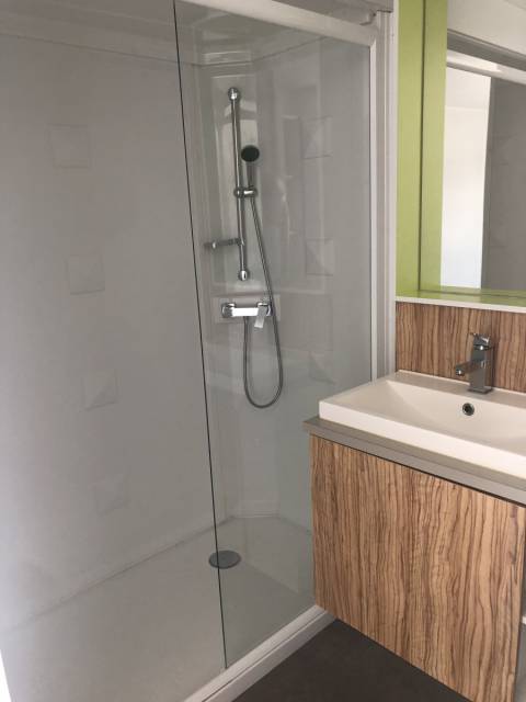 Salle de bain du mobil home o'Hara Key West 2013 2ch
