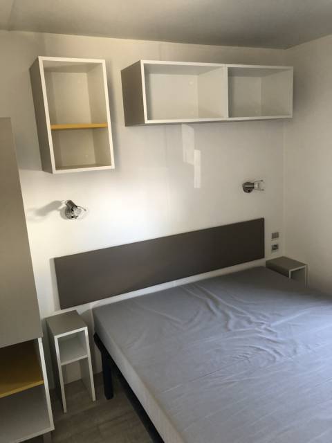 Chambre parentale du mobil home d'occasion IRM Super Mercure 2017