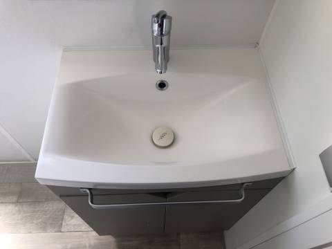 Meuble vasque du mobil home d'occasion IRM Super Mercure 2017