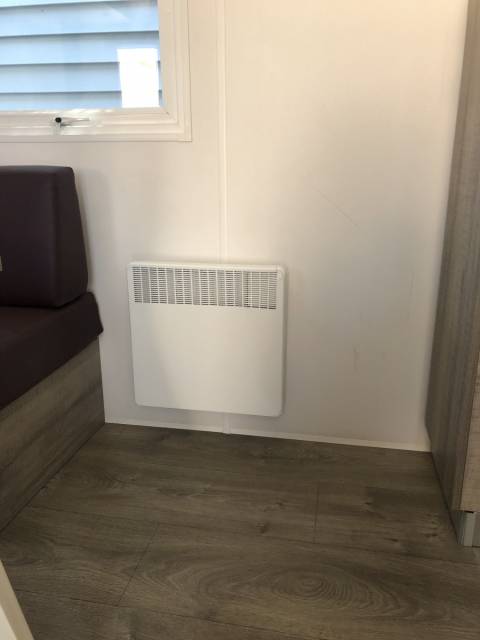 Radiateur du mobil home d'occasion 2 chambres IRM Super Mercure Access 2013