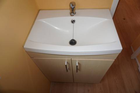 Meuble vasque salle de bain du mobil home d'occasion 3ch IRM Super Constellation Confort 2006
