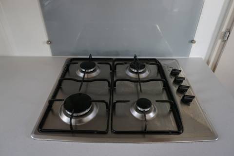 Plaque de cuisson du mobil home d'occasion 2ch IRM Eleganzia 2014