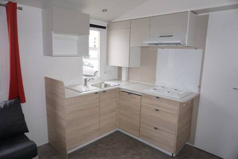 Cuisine du mobil home neuf 2ch IRM azalée 2021
