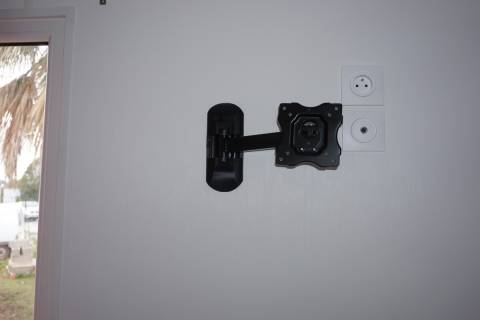 Bras TV du mobil home neuf 2ch IRM azalée 2021