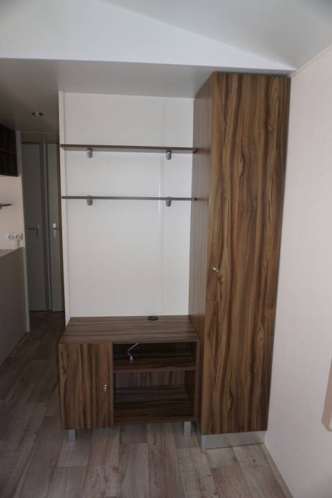 Meuble TV du mobil home 3 chambres d'occasion IRM Luminosa