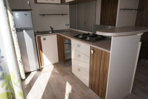 Cuisine du mobil home 3 chambres d'occasion IRM Luminosa