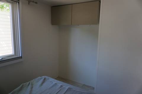 Chambre parentale du mobil home d'occasion sur parcelle en camping IRM Super Mercure 2 chambres