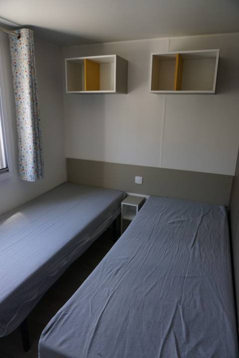 Chambre enfants du mobil home d'occasion sur parcelle en camping IRM Super Mercure 2 chambres