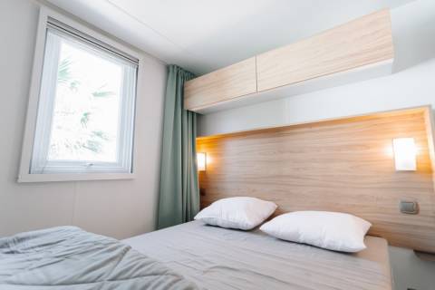 Chambre parentale du mobil home d'occasion sur parcelle O'HARA 884 3 chambres 2018