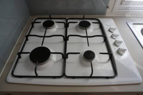 Plaque de cuisson du mobil home d'occasion 3 chambres O'HARA 784 installé en camping