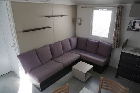 Canapé du mobil home d'occasion 2 chambres IRM ELEGANZIA 2018