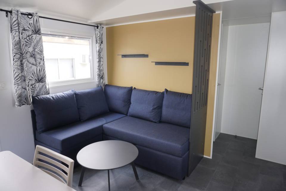 Pièce à vivre du mobil home neuf 2 chambres TRIGANO Evo 35 2022