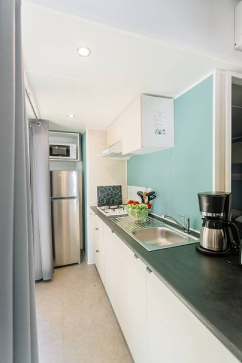 Cuisine du mobil home occasion 2 chambres IRM Super Mercure Riviera