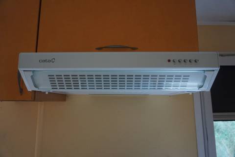 Hotte aspirante du mobil home d'occasion IRM Super Mercure Provence 2003