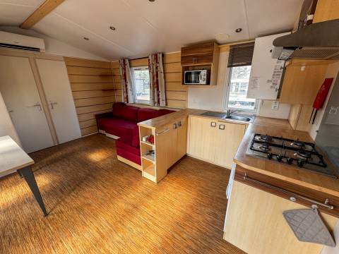 Pièce à vivre du mobil home occasion IRM Casita 2009 3 chambres