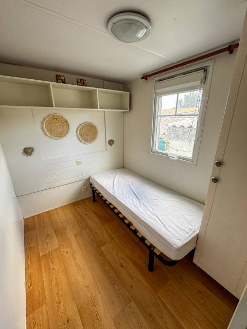 chambre du mobil home IRM Saphir Panoramique 2006 2 chambres