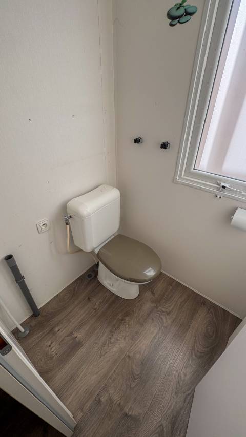 Toilette du mobil home occasion IRM Eleganzia 2020