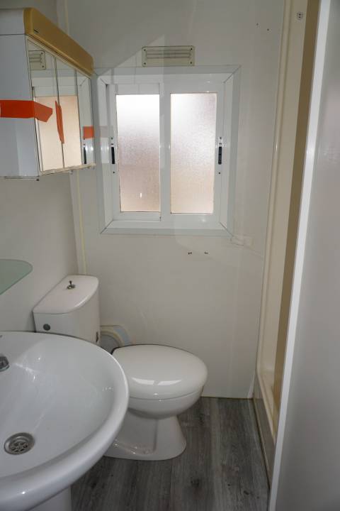 Salle de bain du mobil home occasion SUN ROLLER 2 chambres