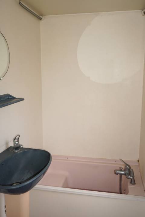 Salle de bain du mobil home occasion ABI LOCK 28 2 chambres