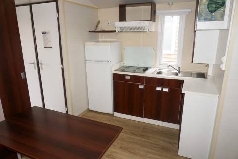 Cuisine du mobil home d'occasion 2 chambres O'HARA 784 T 2007