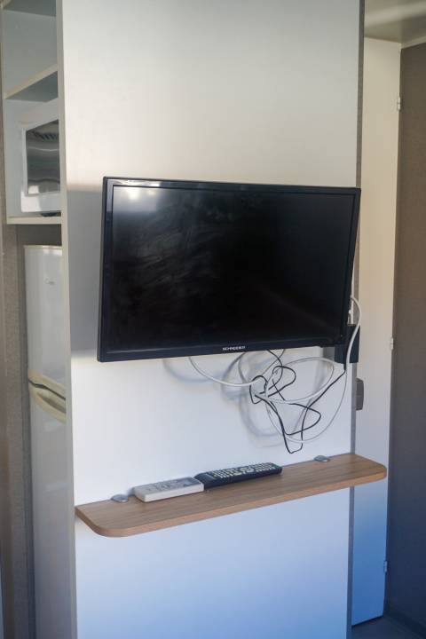 Télévision du mobil home occasion O'HARA 884 3 chambres