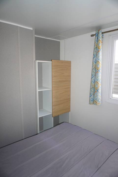 Chambre parentale du mobil home occasion O'HARA 884 3 chambres