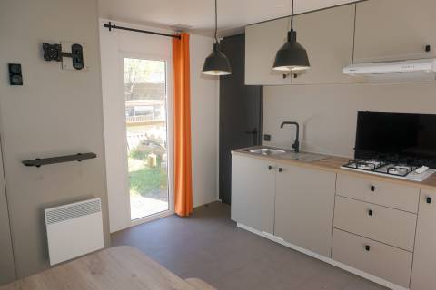 Cuisine du mobil home neuf IRM Agora 3 2024