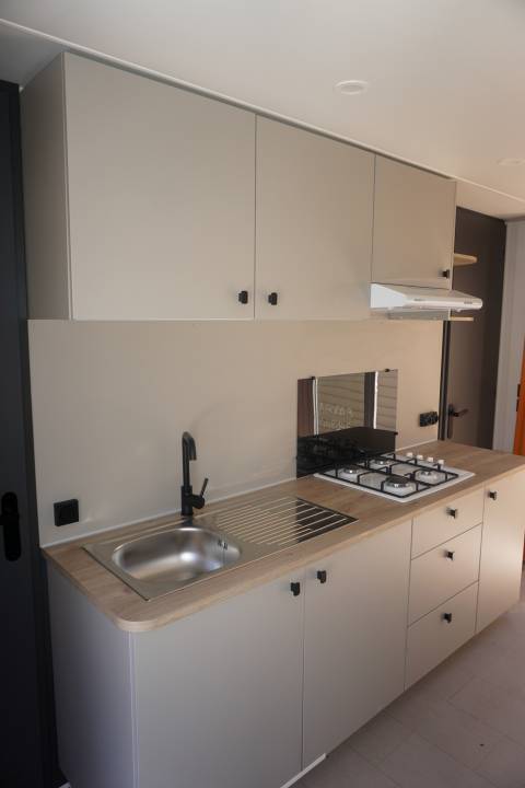 Cuisine du mobil home neuf IRM Agora 3 2024